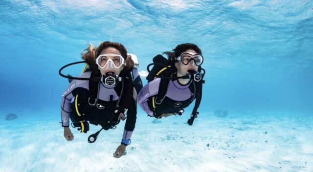 PADI Divemaster dive skills